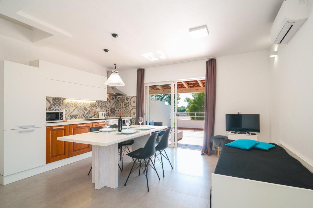 Beachside Villa Marko Milna  Buitenkant foto