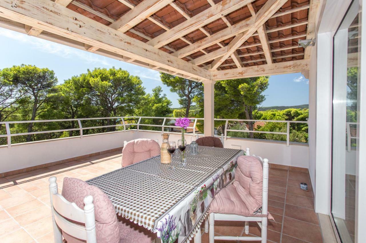 Beachside Villa Marko Milna  Buitenkant foto